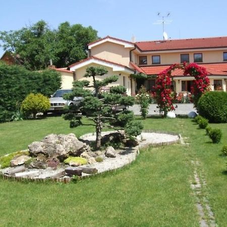 Penzion 77 - Garni Pezinok Exterior foto