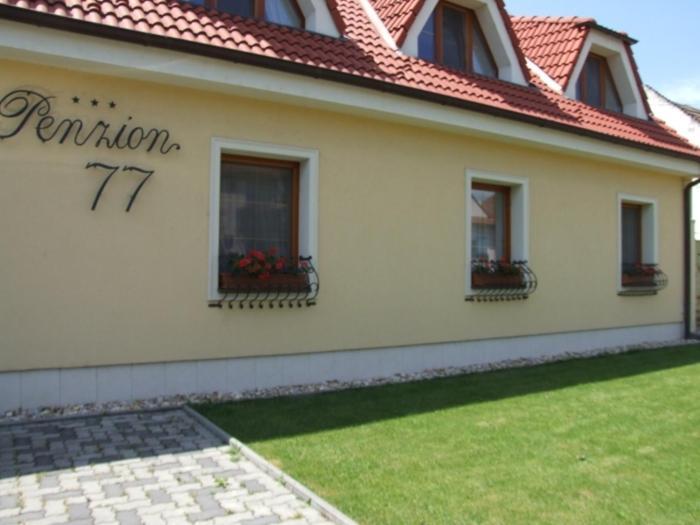 Penzion 77 - Garni Pezinok Exterior foto